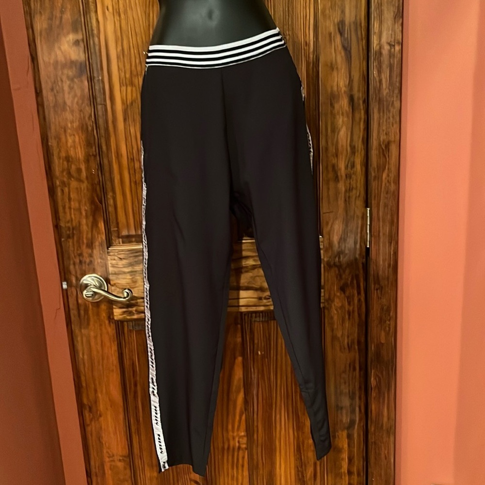 NWT Boohoo Man Active Gym Jogger Pants